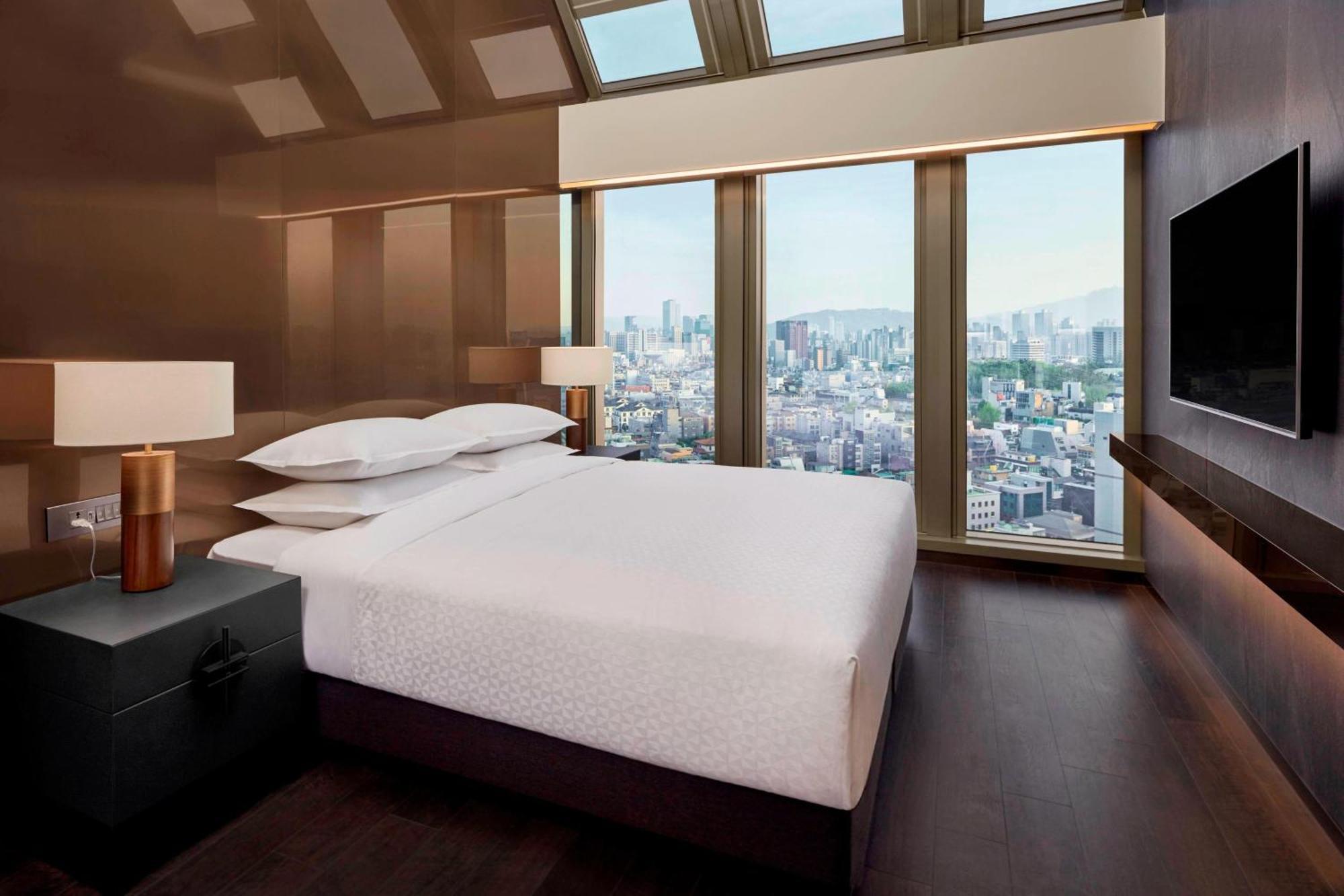 Four Points By Sheraton Seoul Gangnam Exterior photo